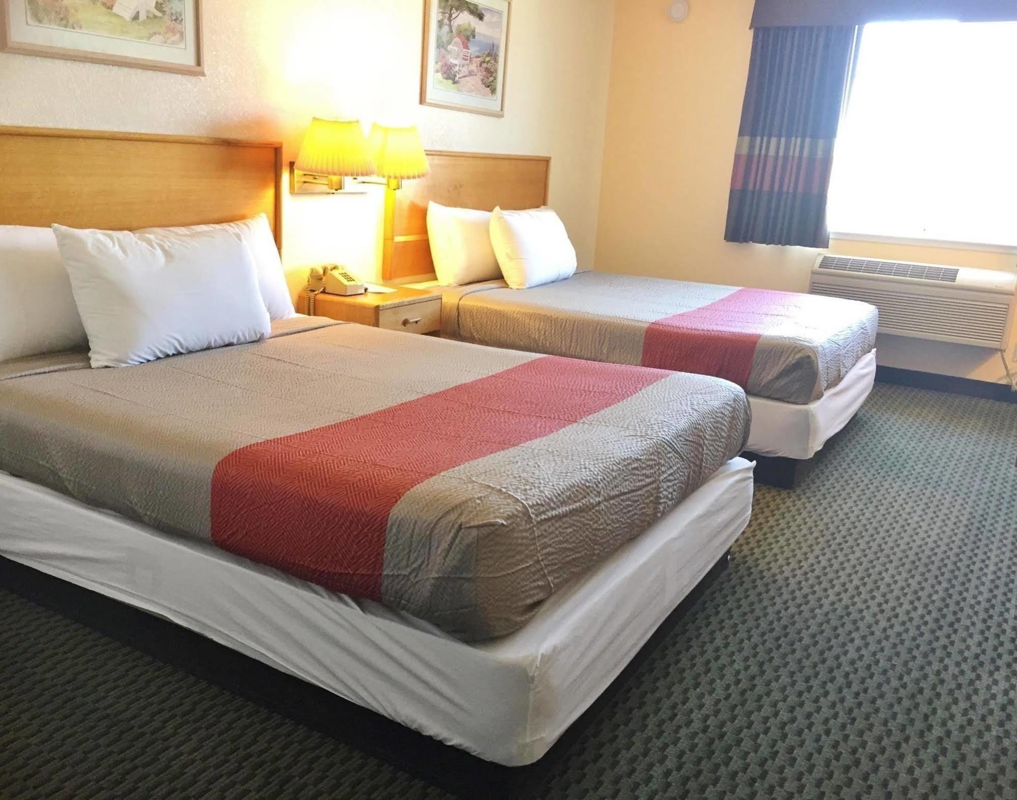 Motel Americas Value Dunnigan